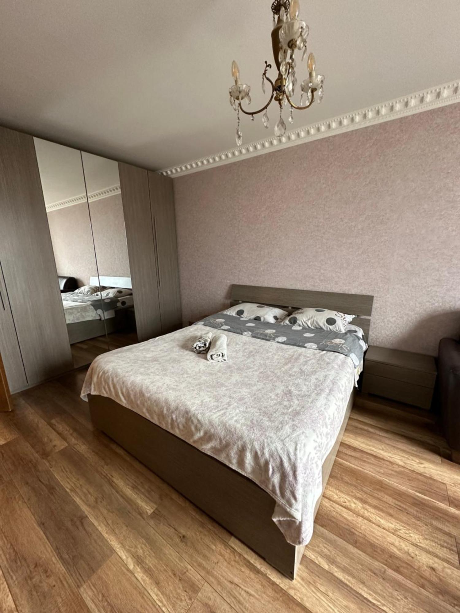 Апартаменти Біля Автовокзалу Ternopil Exterior foto
